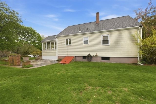 26 Donald Tennant Circle, North Attleboro, MA 02760