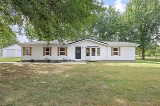 15331 Price Road, Leavenworth, KS 66048