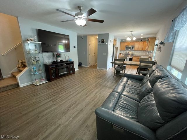 5993 Montauk Point, Vermilion, OH 44089