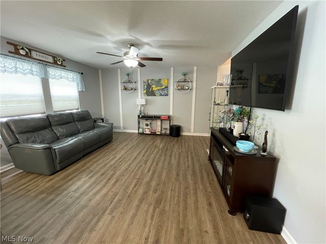 5993 Montauk Point, Vermilion, OH 44089