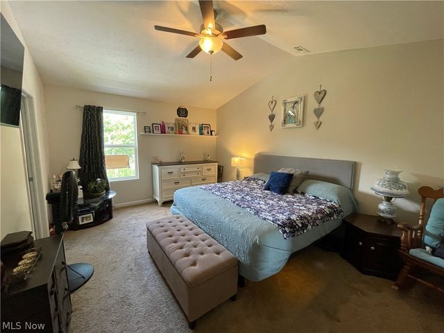 5993 Montauk Point, Vermilion, OH 44089