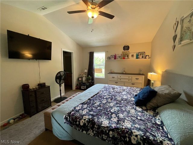 5993 Montauk Point, Vermilion, OH 44089