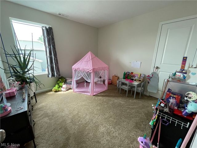 5993 Montauk Point, Vermilion, OH 44089