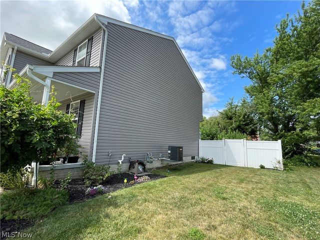 5993 Montauk Point, Vermilion, OH 44089