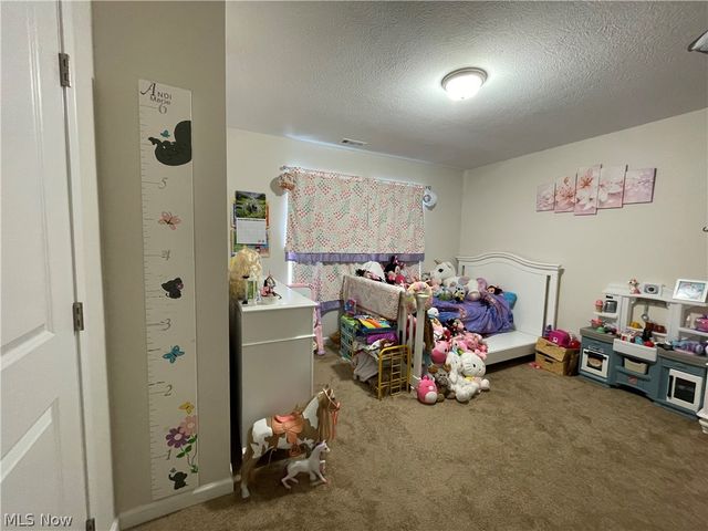 5993 Montauk Point, Vermilion, OH 44089