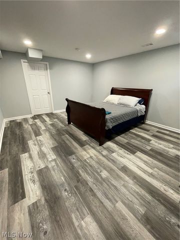 5993 Montauk Point, Vermilion, OH 44089