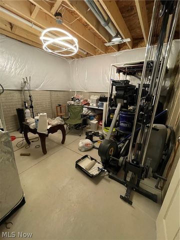 5993 Montauk Point, Vermilion, OH 44089