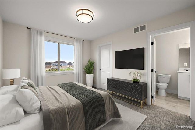 682 Westlake Avenue, Oxford Twp, MI 48371