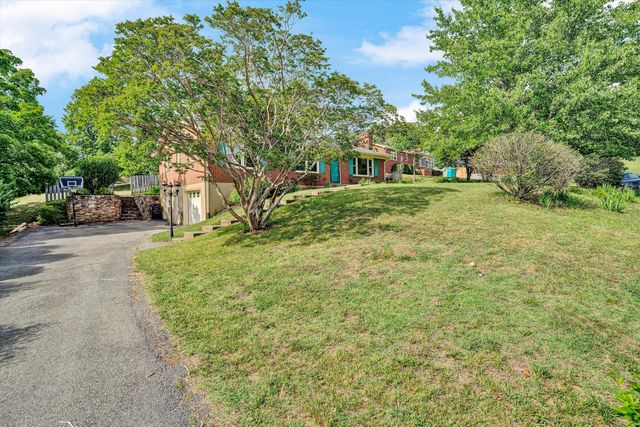 101 Sunnydale CT, Troutville, VA 24175