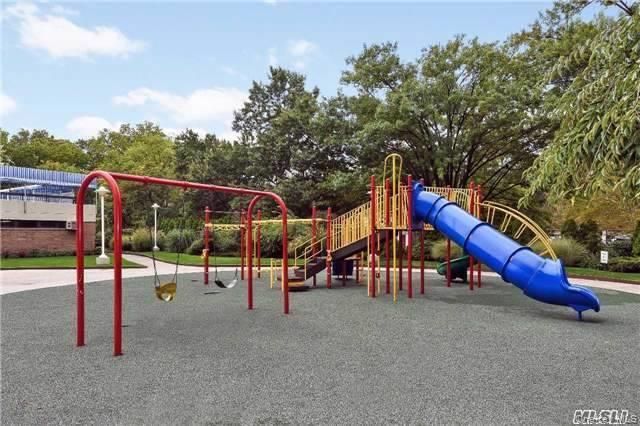 152-18 Union Turnpike 7 P, Flushing, NY 11367