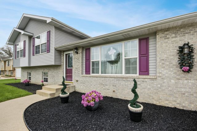 7410 Longcommon Road, Portage, IN 46368