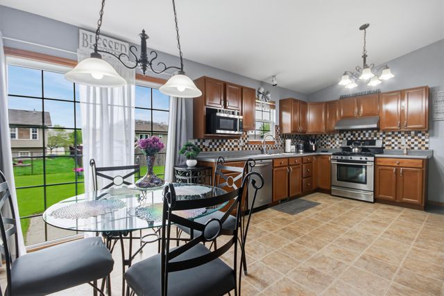 7410 Longcommon Road, Portage, IN 46368