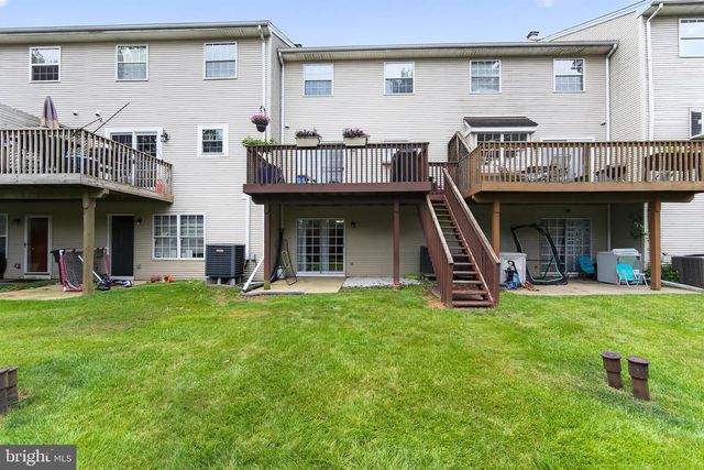 9 LINDEN CT, Boyertown, PA 19512