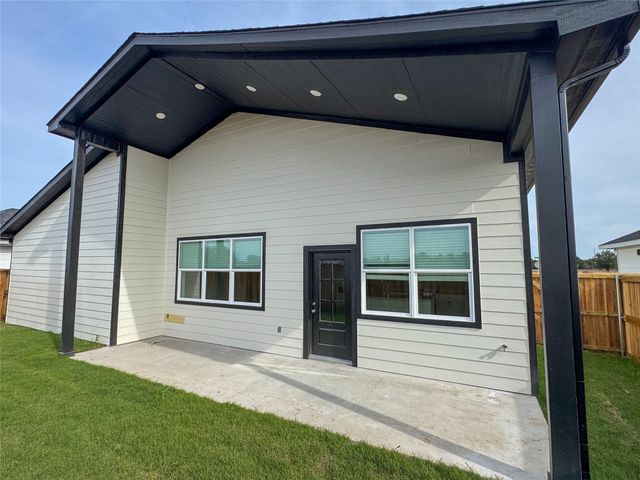 440 Lucy Road, Greenville, TX 75402