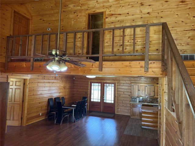 72 Oak Leaf Drive, Huffman, TX 77336