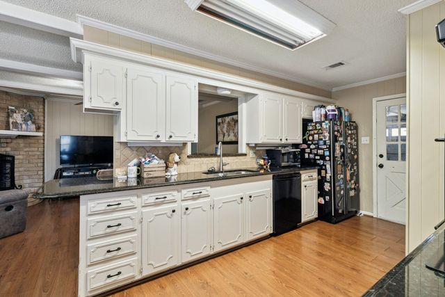 2916 Lafayette Street, Corsicana, TX 75110