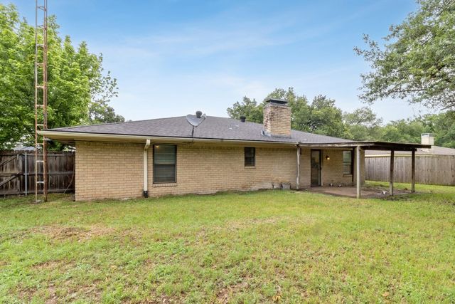 2916 Lafayette Street, Corsicana, TX 75110