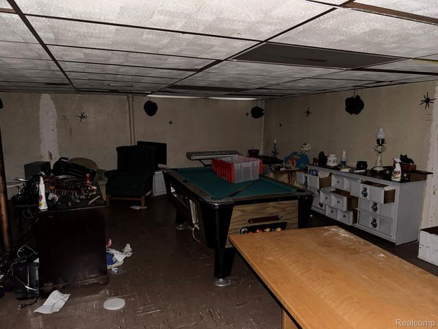 26632 Marilyn Avenue, Warren, MI 48089