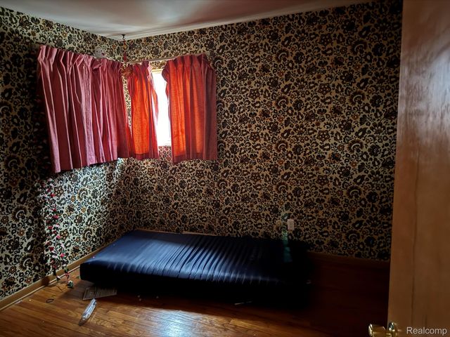 26632 Marilyn Avenue, Warren, MI 48089