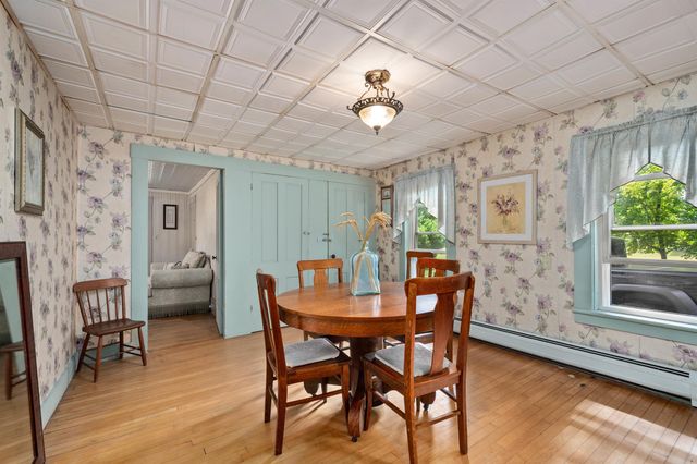 20 Lawrence Street, Andover, NH 01810