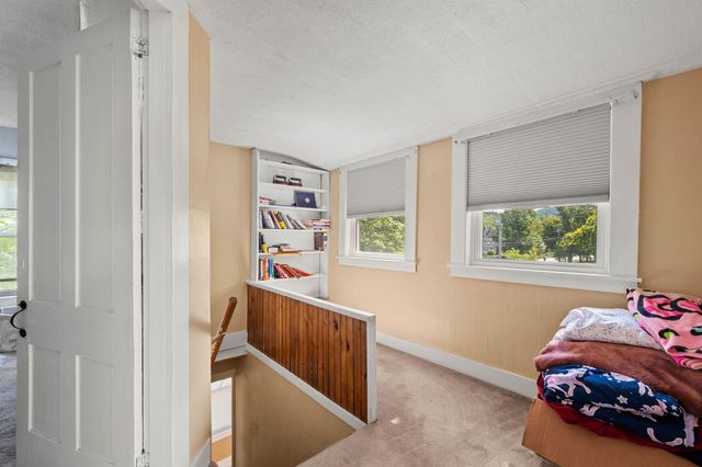 20 Lawrence Street, Andover, NH 01810