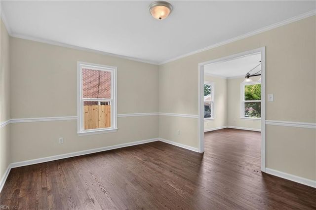 474 Harcourt PL, Newport News, VA 23602