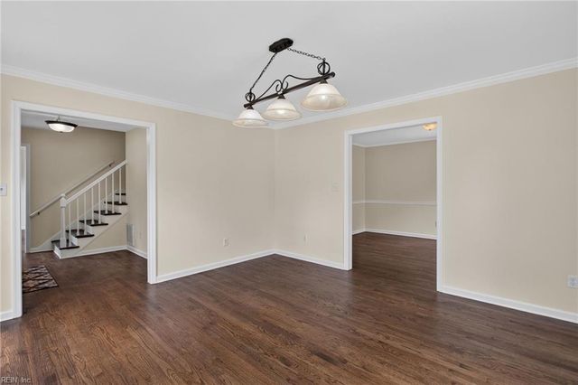 474 Harcourt PL, Newport News, VA 23602