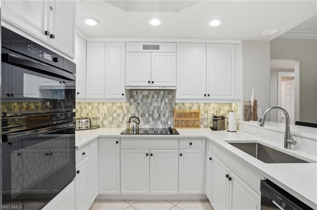 2738 Tiburon BLVD E B104, NAPLES, FL 34109 — photo 2