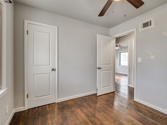 8934 E Newton Street, Tulsa, OK 74115