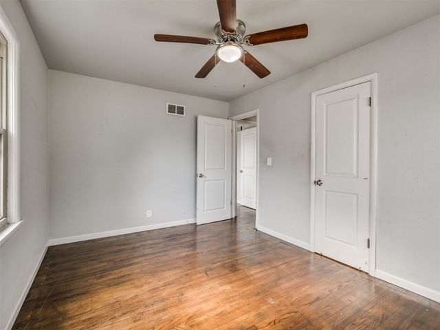 8934 E Newton Street, Tulsa, OK 74115