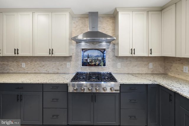 874 BOYDS SCHOOL RD, Gettysburg, PA 17325