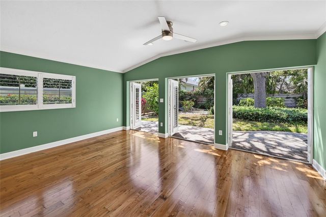 606 OWL WAY, Sarasota, FL 34236