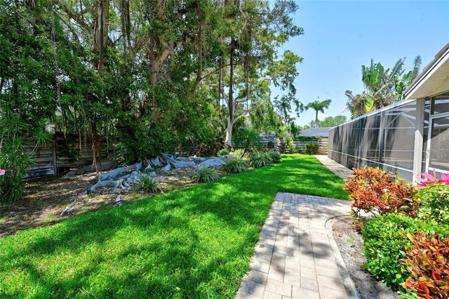 606 OWL WAY, Sarasota, FL 34236