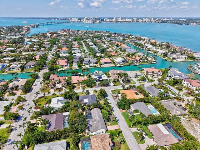 606 OWL WAY, Sarasota, FL 34236