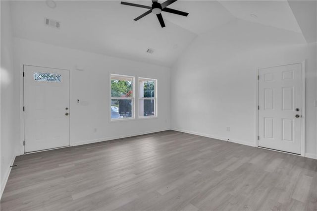 1084 W Adrian Circle SW, Conyers, GA 30094