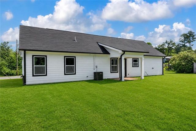 1084 W Adrian Circle SW, Conyers, GA 30094