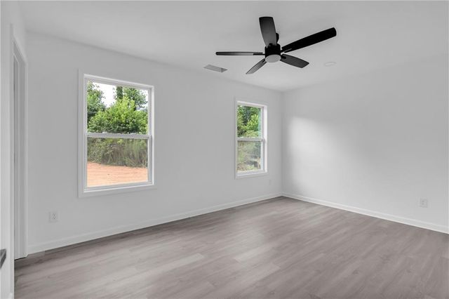 1084 W Adrian Circle SW, Conyers, GA 30094