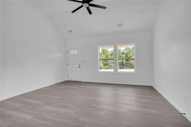 1084 W Adrian Circle SW, Conyers, GA 30094