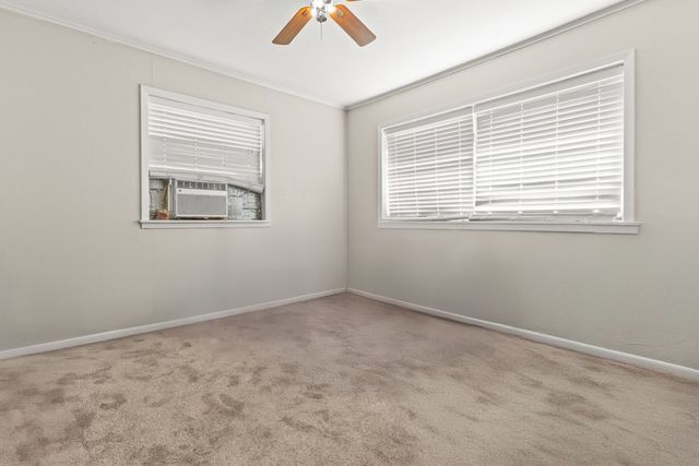 2400 Holly Street, Jacksonville, TX 75766