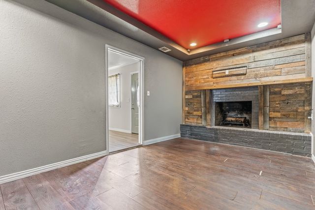 2400 Holly Street, Jacksonville, TX 75766