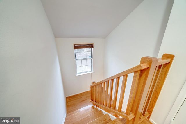 2350 BRANLEIGH PARK CT, Reston, VA 20191