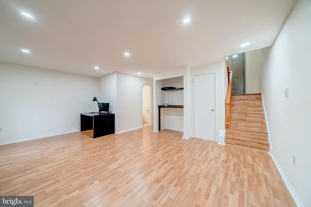 2350 BRANLEIGH PARK CT, Reston, VA 20191