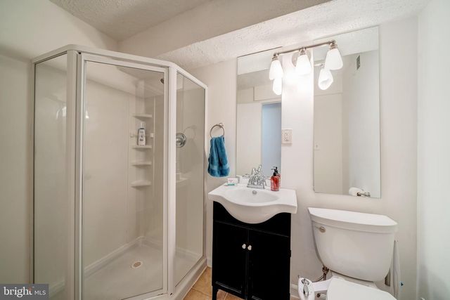 2350 BRANLEIGH PARK CT, Reston, VA 20191