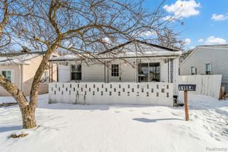 11084 Cadillac Avenue, Warren, MI 48089