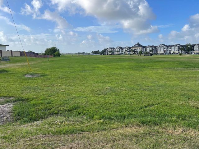 0 Loop 197 N, Texas City, TX 77590