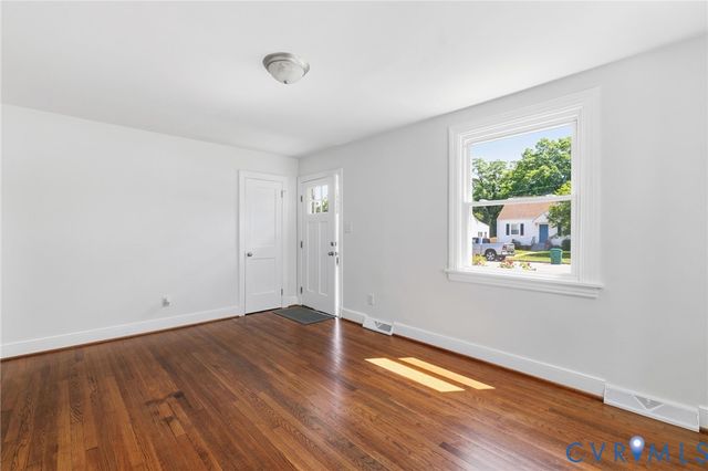 5514 Willis Ln, Henrico, VA 23228