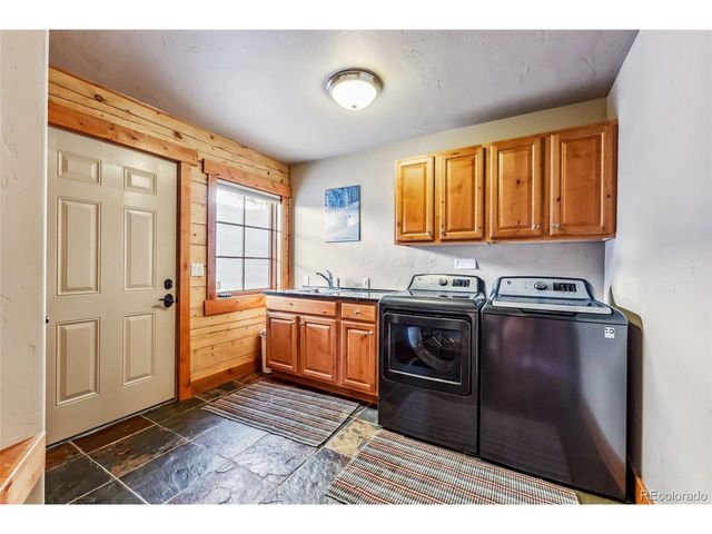 351 Kimmes Ln, Breckenridge, CO 80424