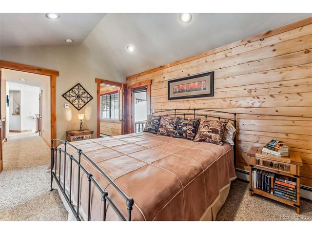 351 Kimmes Ln, Breckenridge, CO 80424