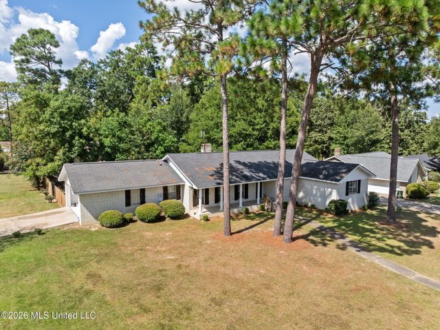 119 Bellair Drive, Hattiesburg, MS 39402