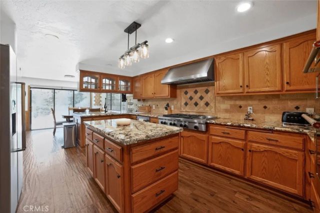 1198 Montreal Drive, Lake Arrowhead, CA 92352